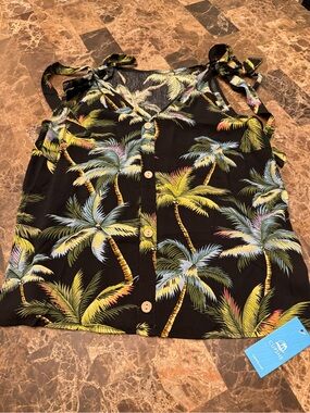 Cupshe Black Palm Print Tie-Shoulder Button Cami